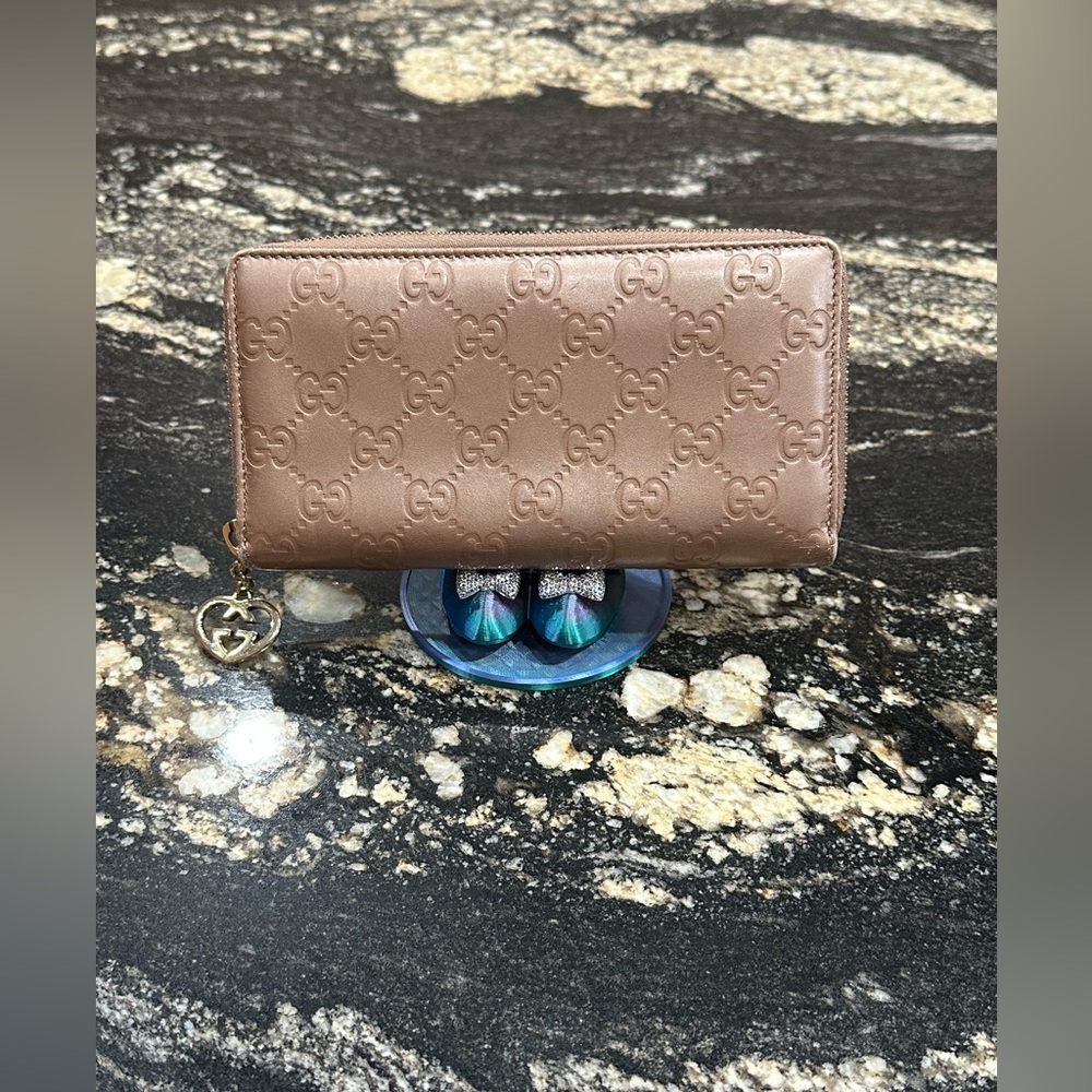 Gucci Rose Gold Wallet with Embossed Logo